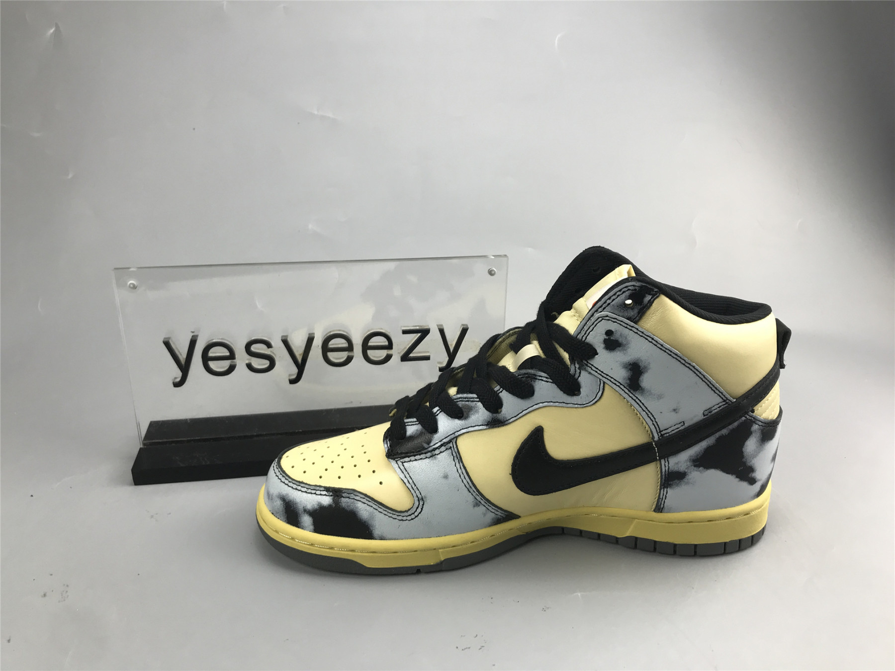 UA NIKE DUNK HIGH 1985 