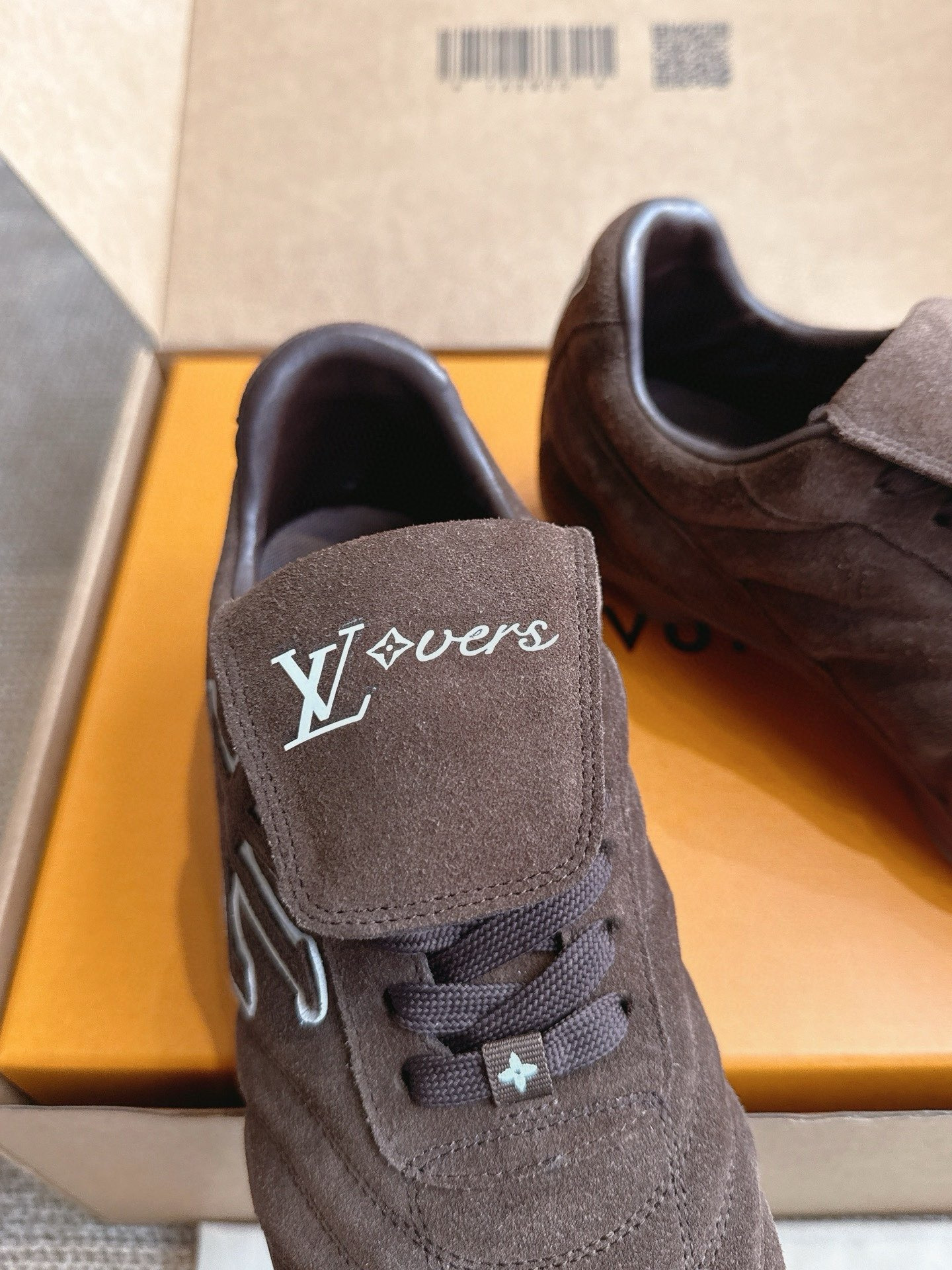 UA LV Footprint Soccer Sneaker