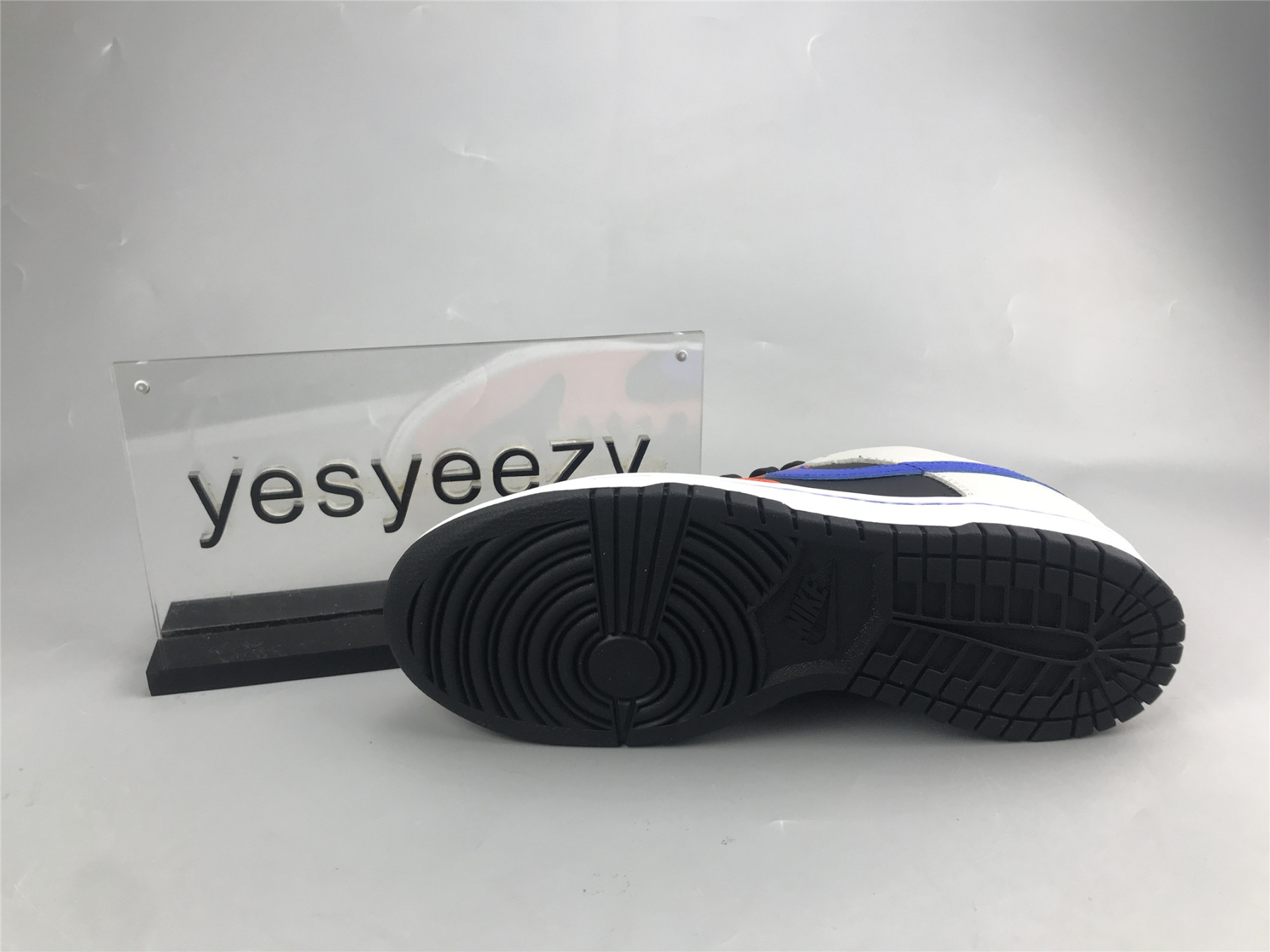 UA NIKE NBA X DUNK LOW EMB 