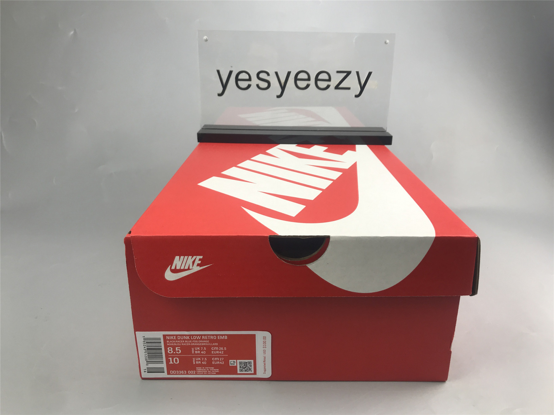 UA NIKE NBA X DUNK LOW EMB 