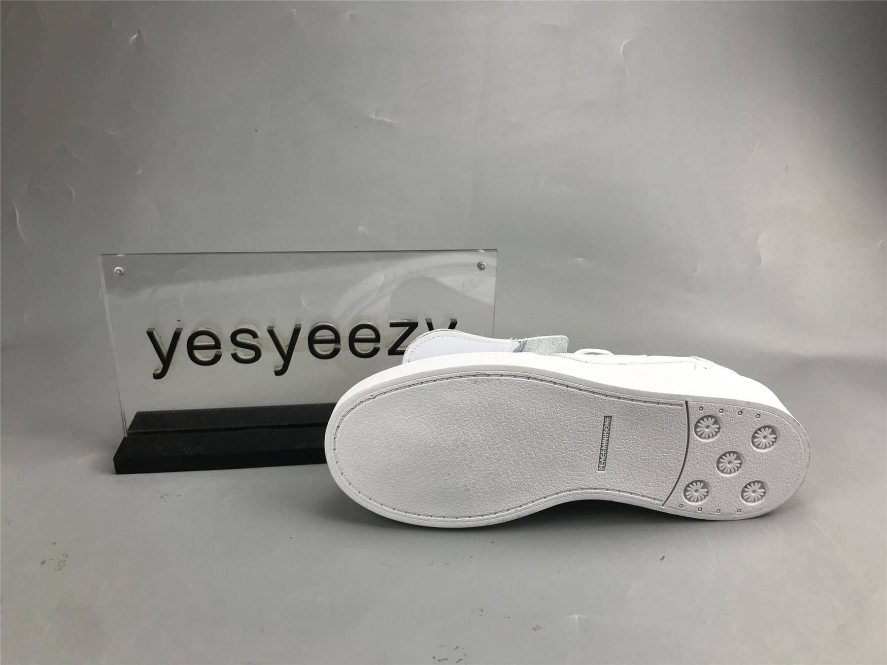 UA NIKE G-DRAGON X KWONDO 1 