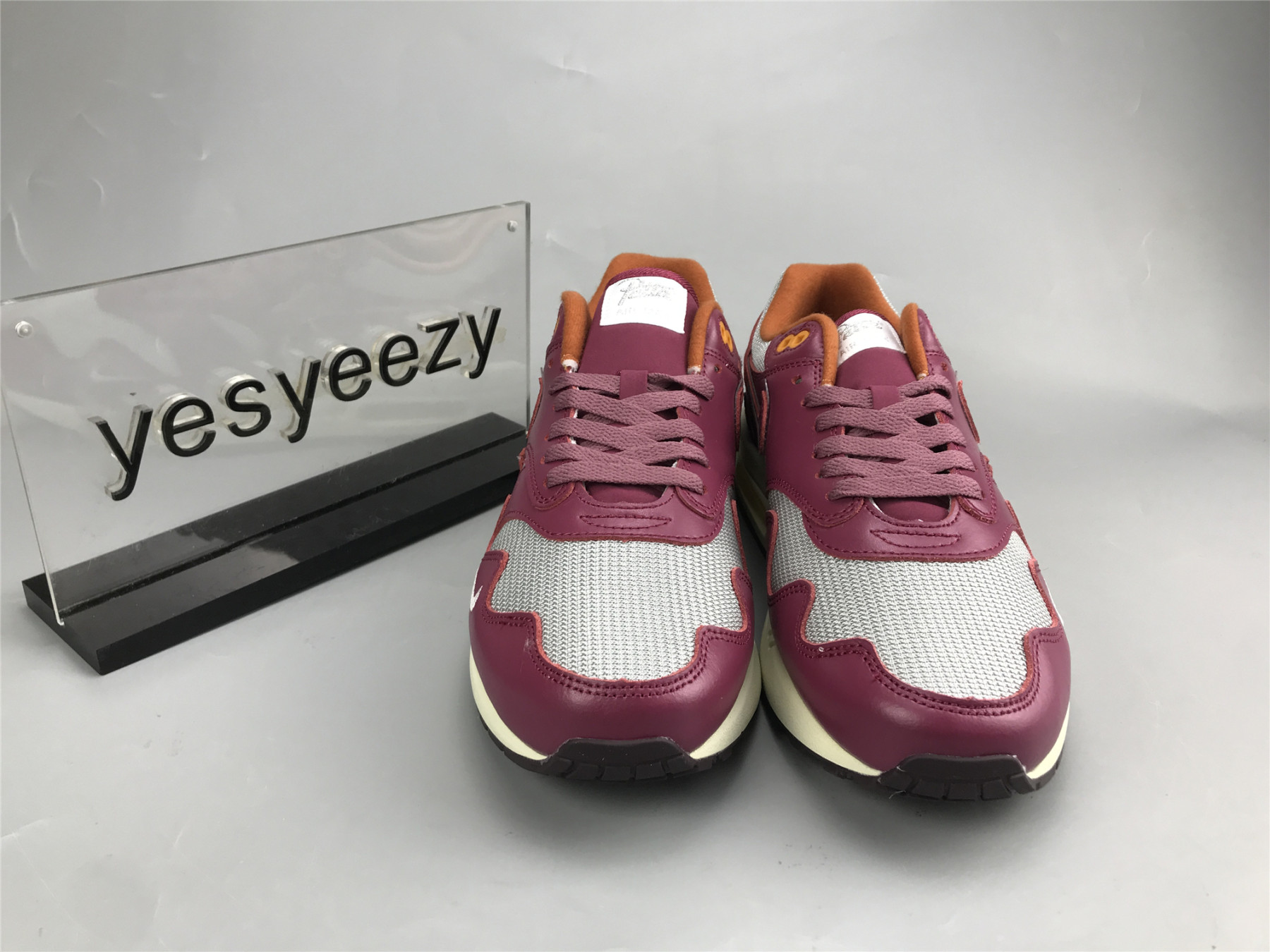 UA NIKE PATTA X AIR MAX 1 