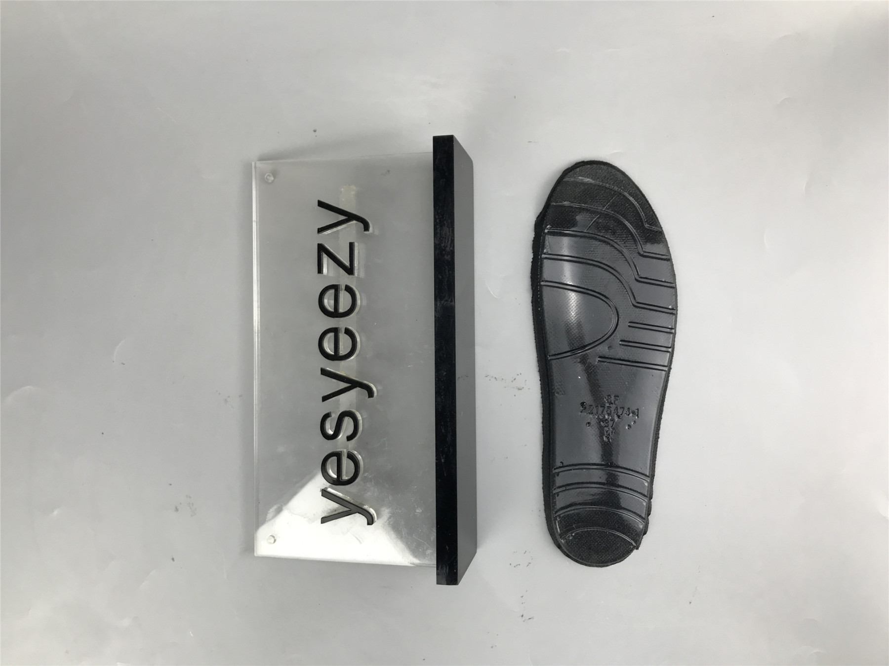 UA TRACK CLEAR SOLE WHITE BLACK