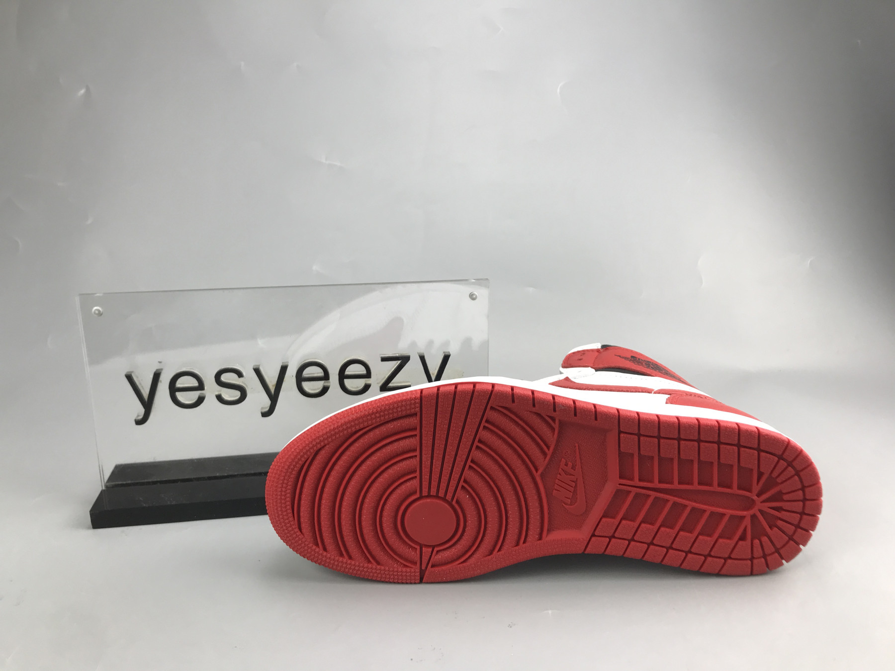 UA AIR JORDAN 1 RETRO HIGH OG HERITAGE