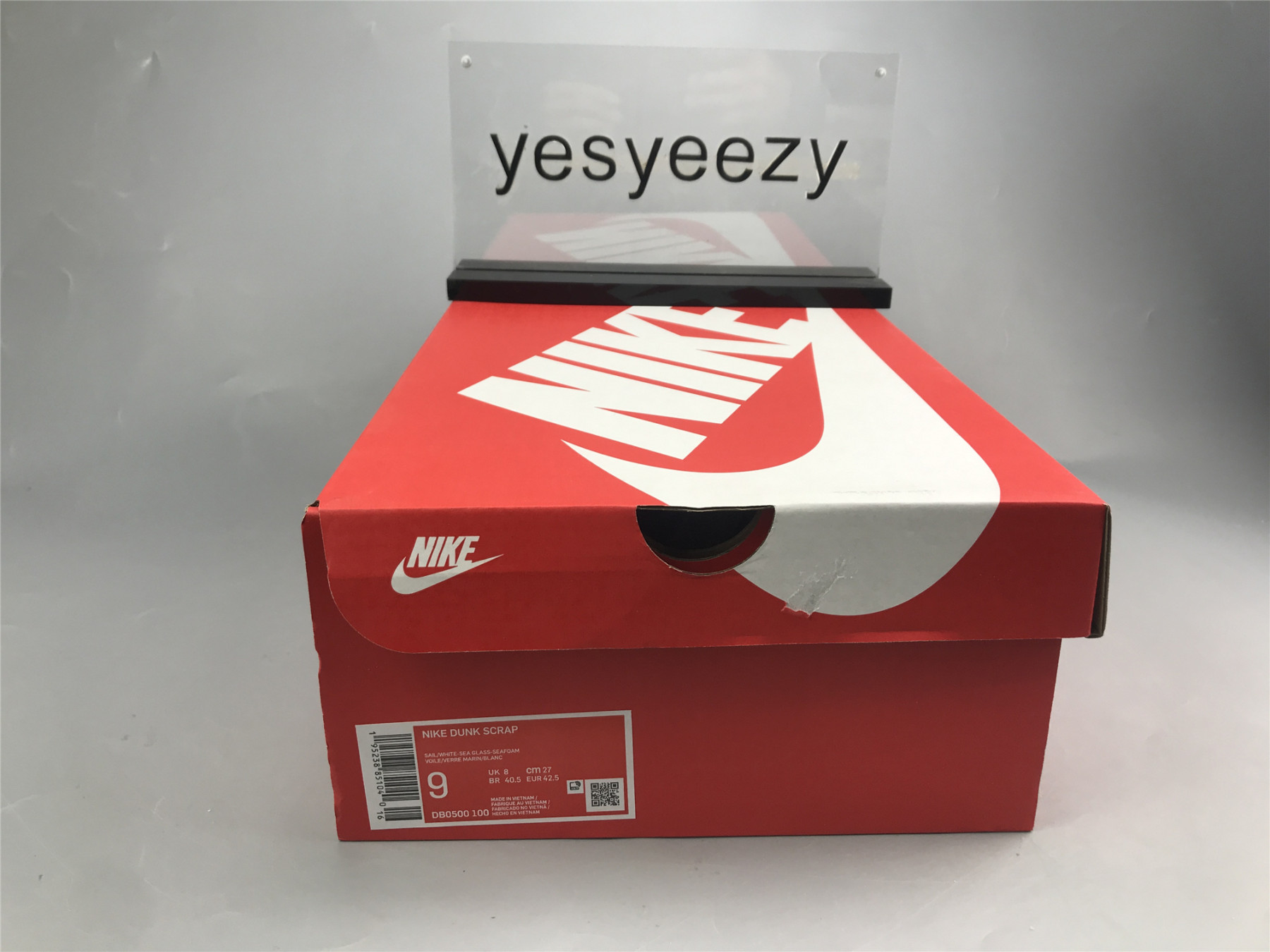 UA NIKE DUNK LOW SCRAP 