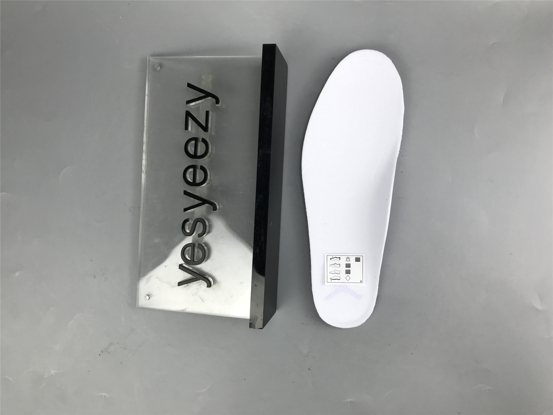 UA AIR JORDAN 11 LOW "PURE VIOLET"