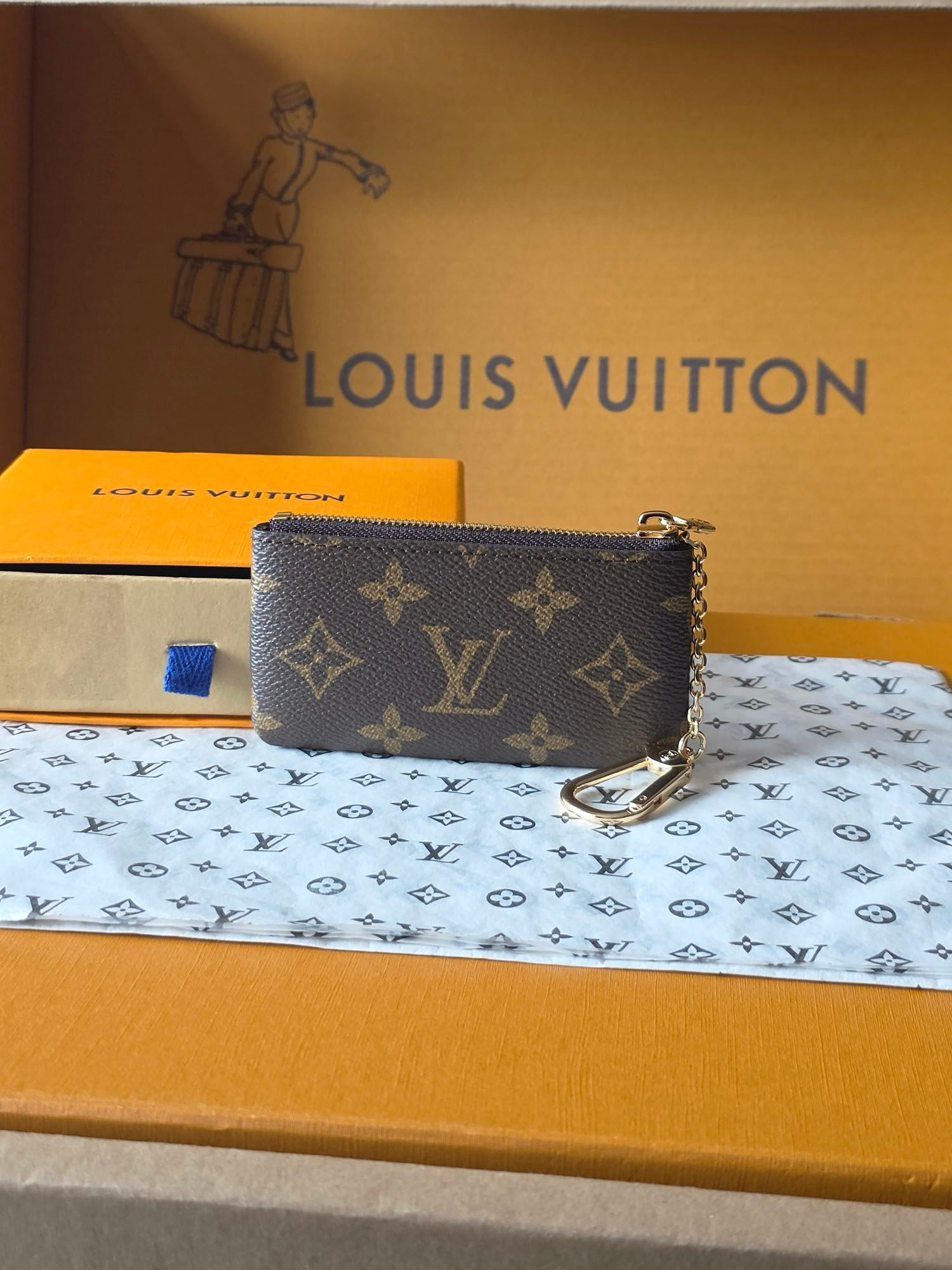 Louis Vuitton Monogram Canvas Key Case M62650 12x7x1.5cm