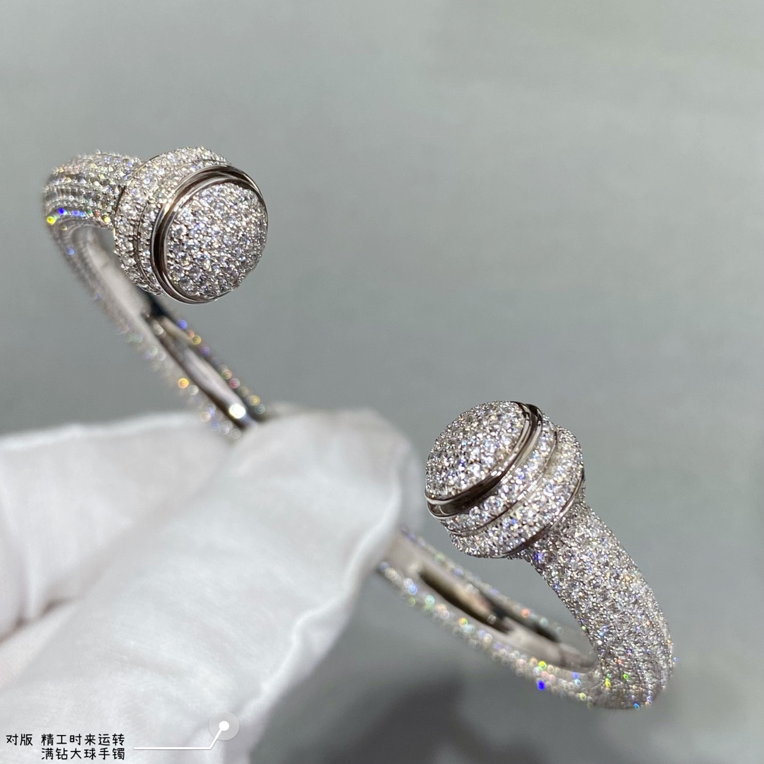 Piaget fully D1am0nd-encrusted large ball Bracelet