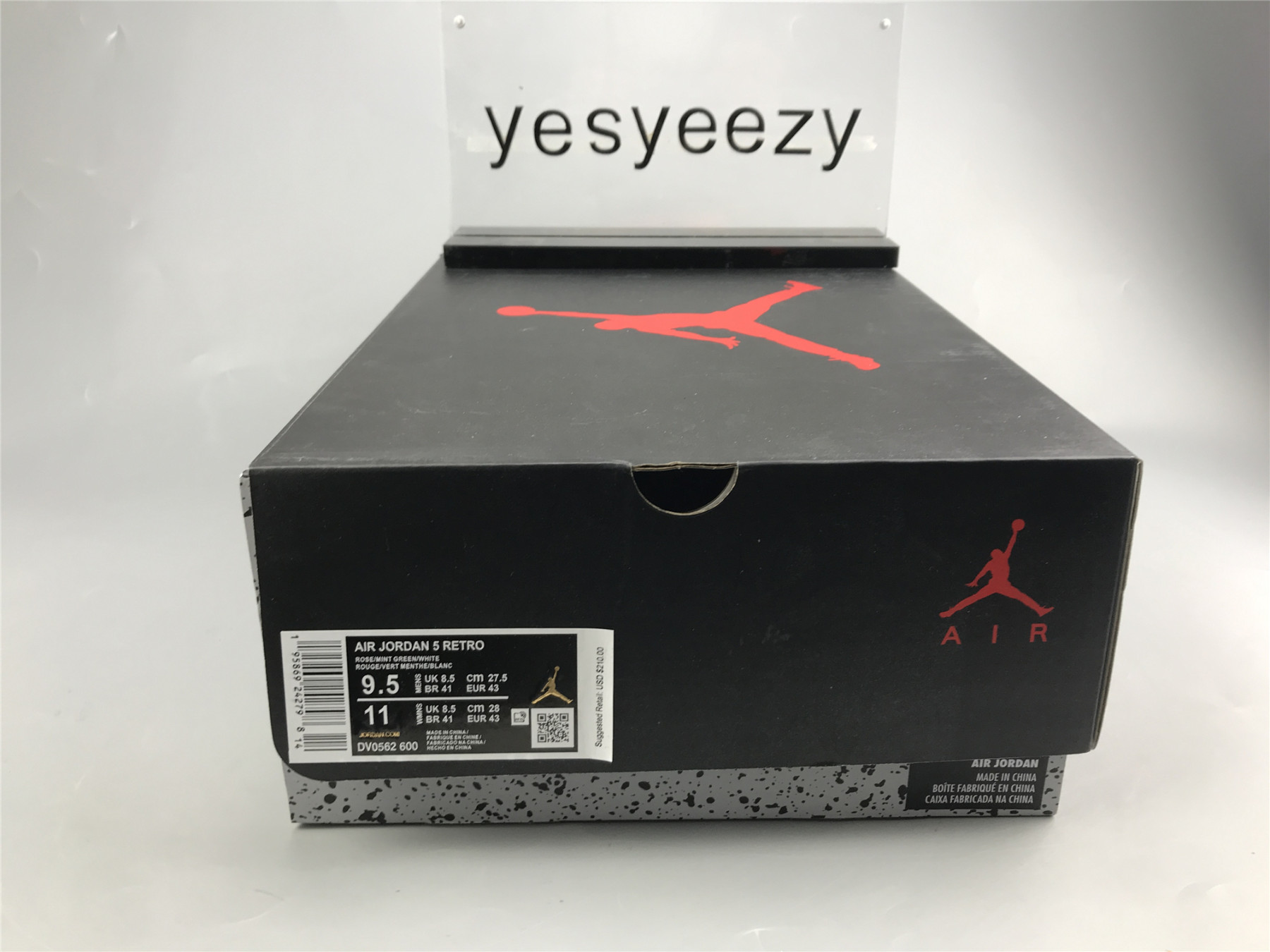 UA WMNS AIR JORDAN 5 RETRO 