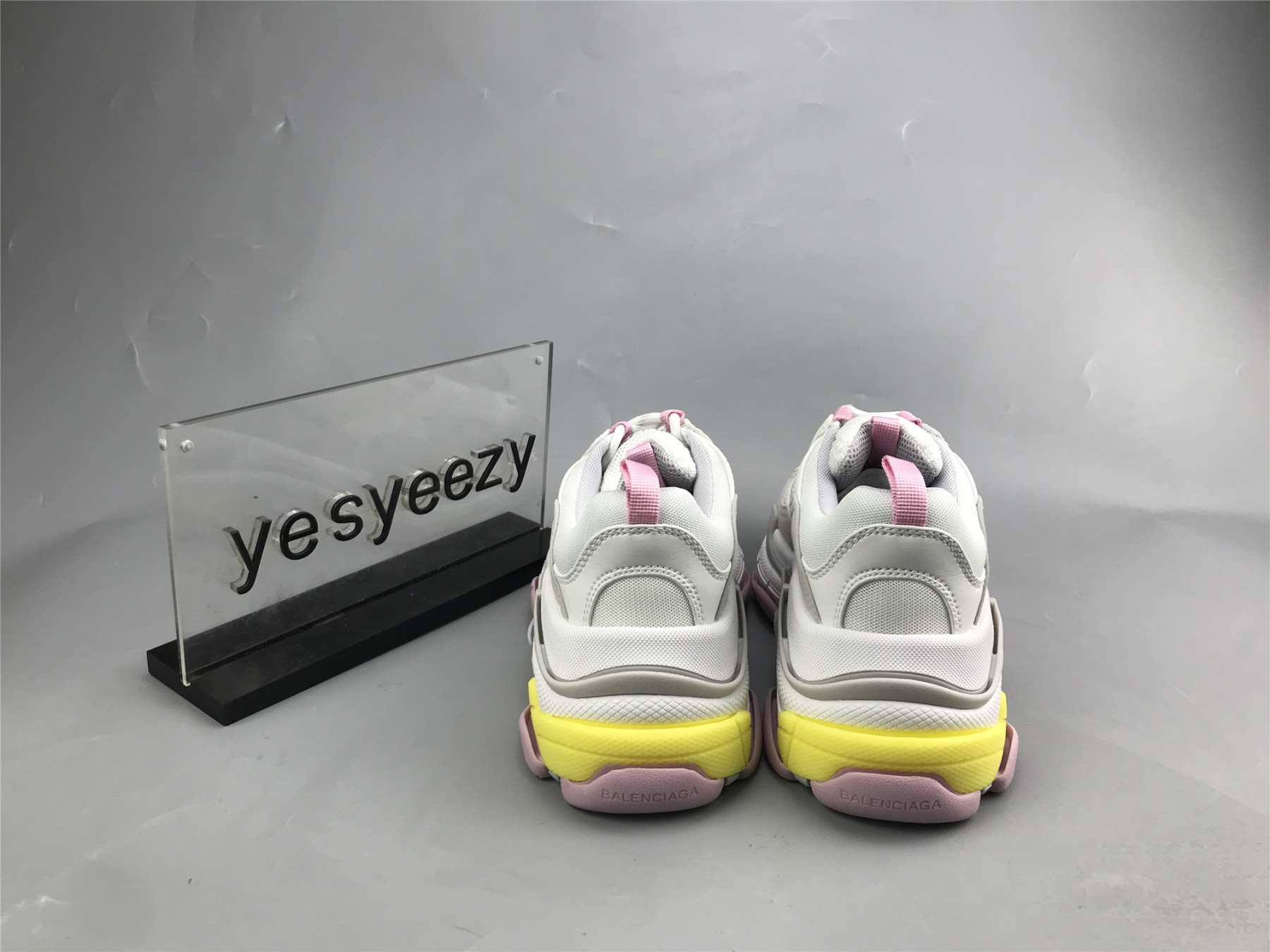 UA TRIPLE S SNEAKER YE PINK BLU GRE BK