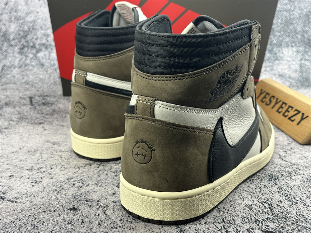 UA TRAVIS SCOTT X AIR JORDAN 1 RETRO HIGH OG 