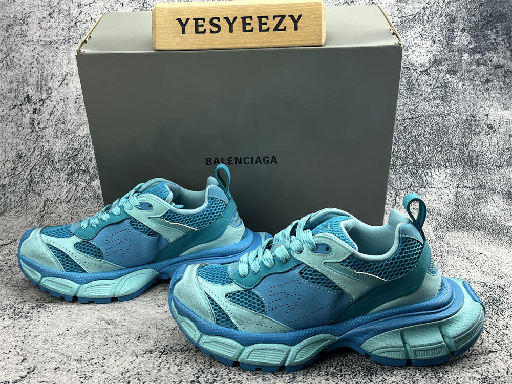 UA 3XL Suede LT.Blue