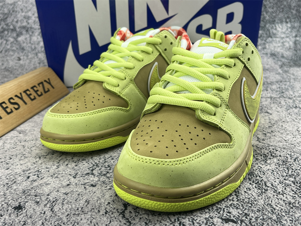UA DUNK LOW GREEN