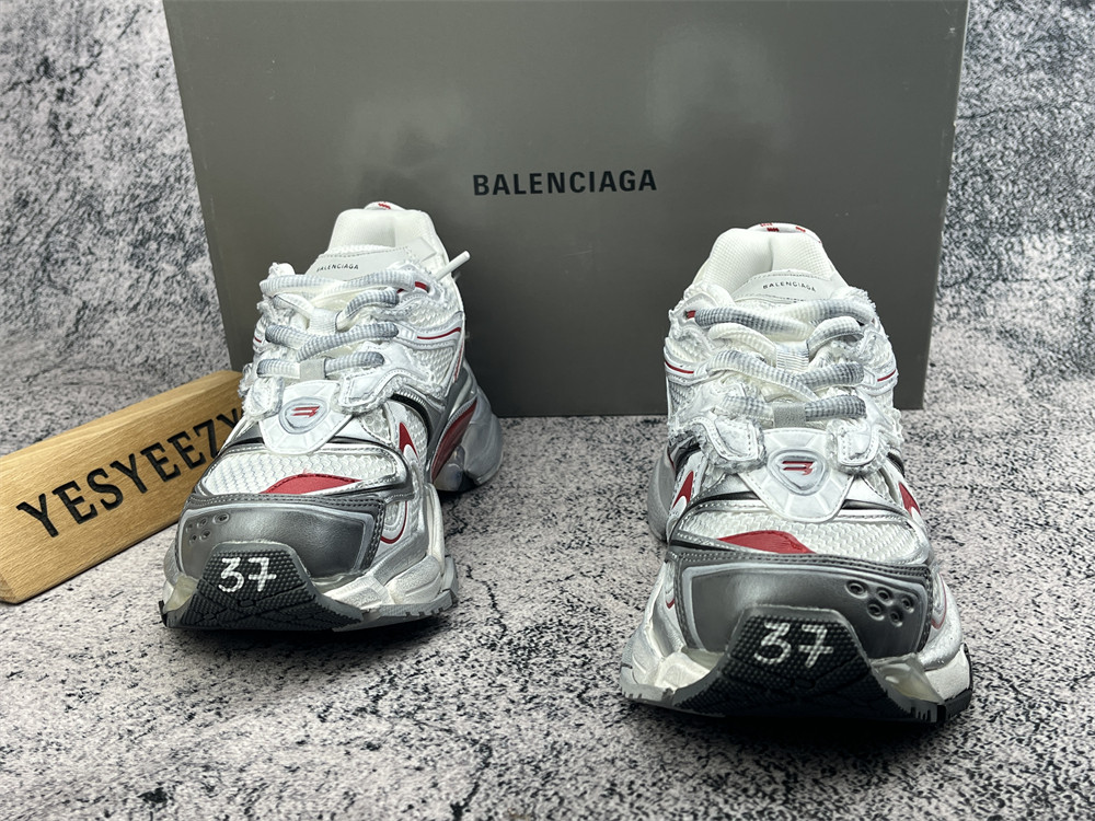 UA RUNNER GREY WHITE RED