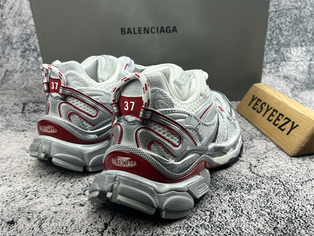 UA RUNNER GREY WHITE RED