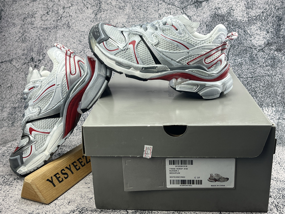 UA RUNNER GREY WHITE RED