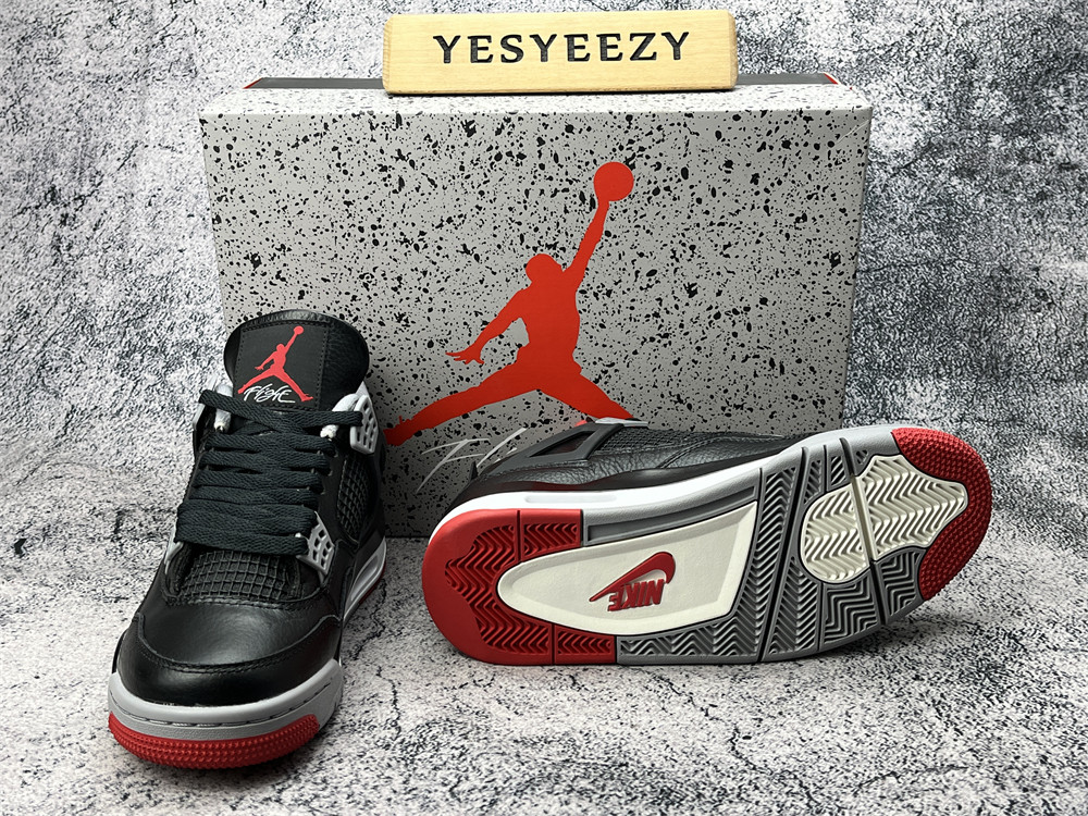 UA AIR JORDAN 4 RETRO 