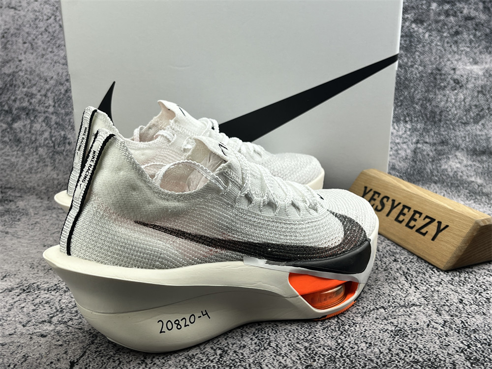 UA AIR ZOOM ALPHAFLY NEXT% 3 