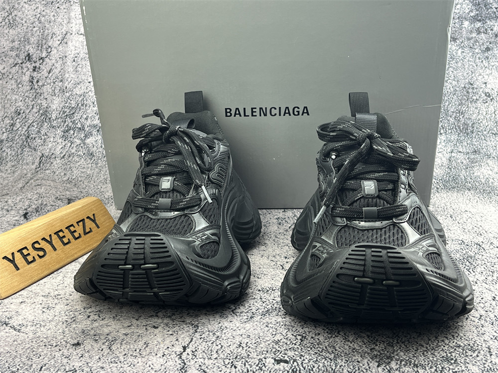 UA 10XL BLACK