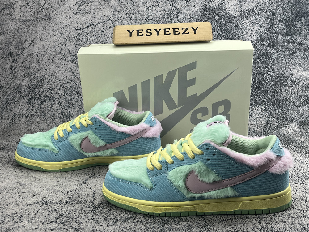UA Nike SB Dunk Low Verdy Visty