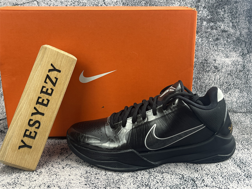 UA Nike Kobe 5 Blackout