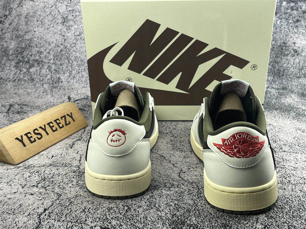 UA Jordan 1 Retro Low OG SP