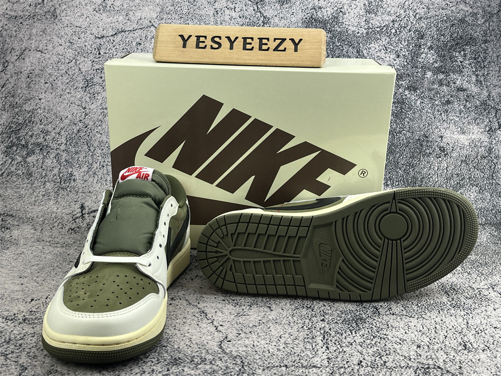 UA Jordan 1 Retro Low OG SP