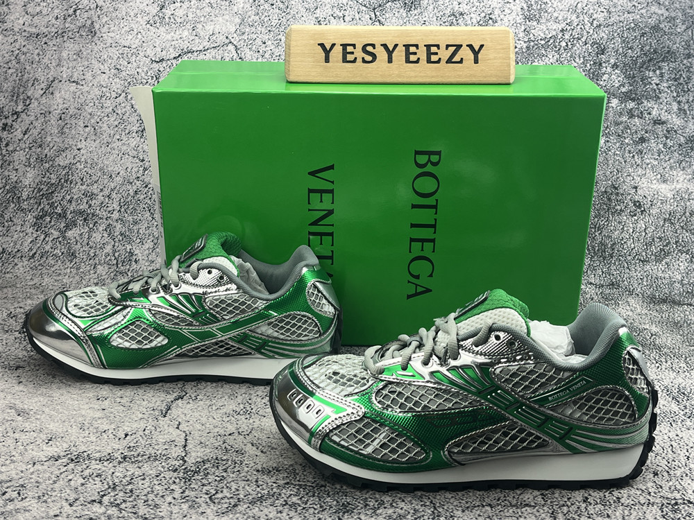 UA B0tt*ga Ven*ta Orbit Sneaker