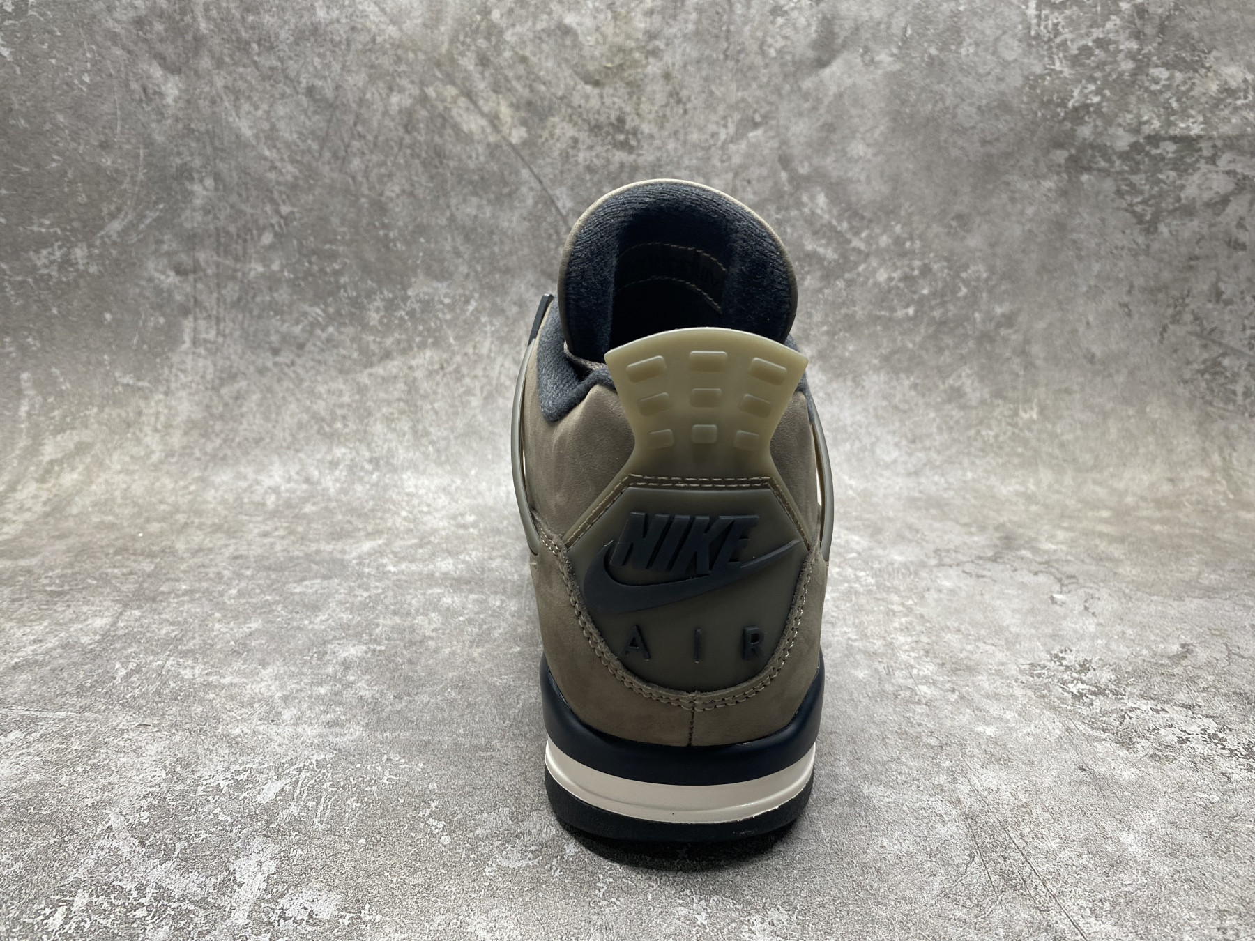 UA Air Jordan 4 Retro