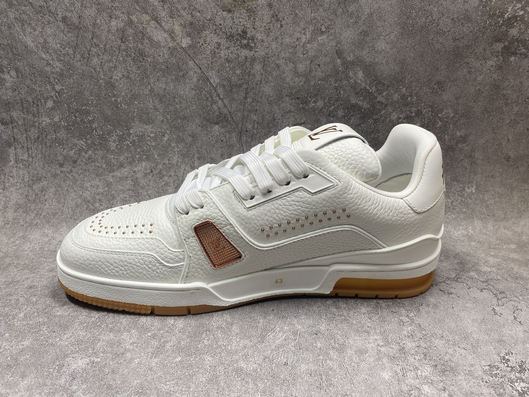 UA LV trainer Sneakers