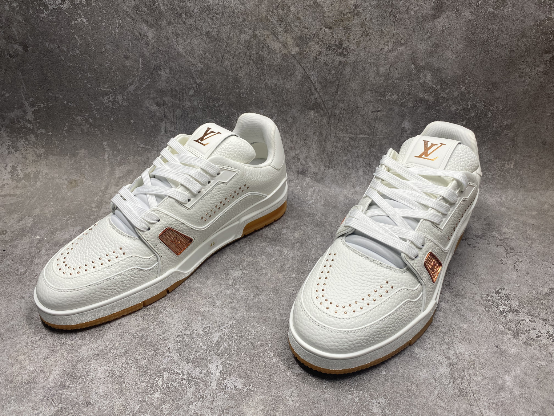 UA LV trainer Sneakers