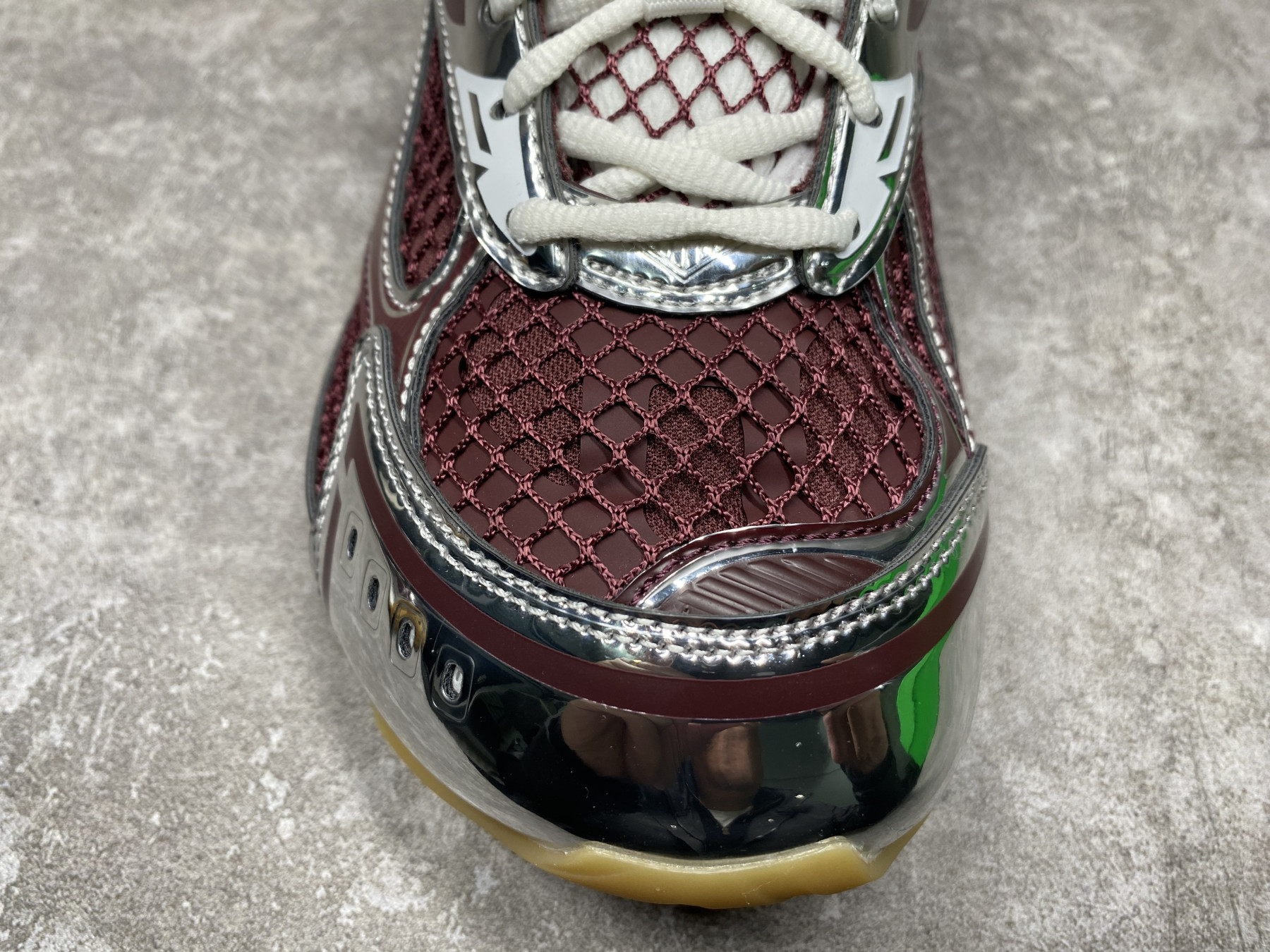 ua b0tt*ga Ven*ta orbit sneaker