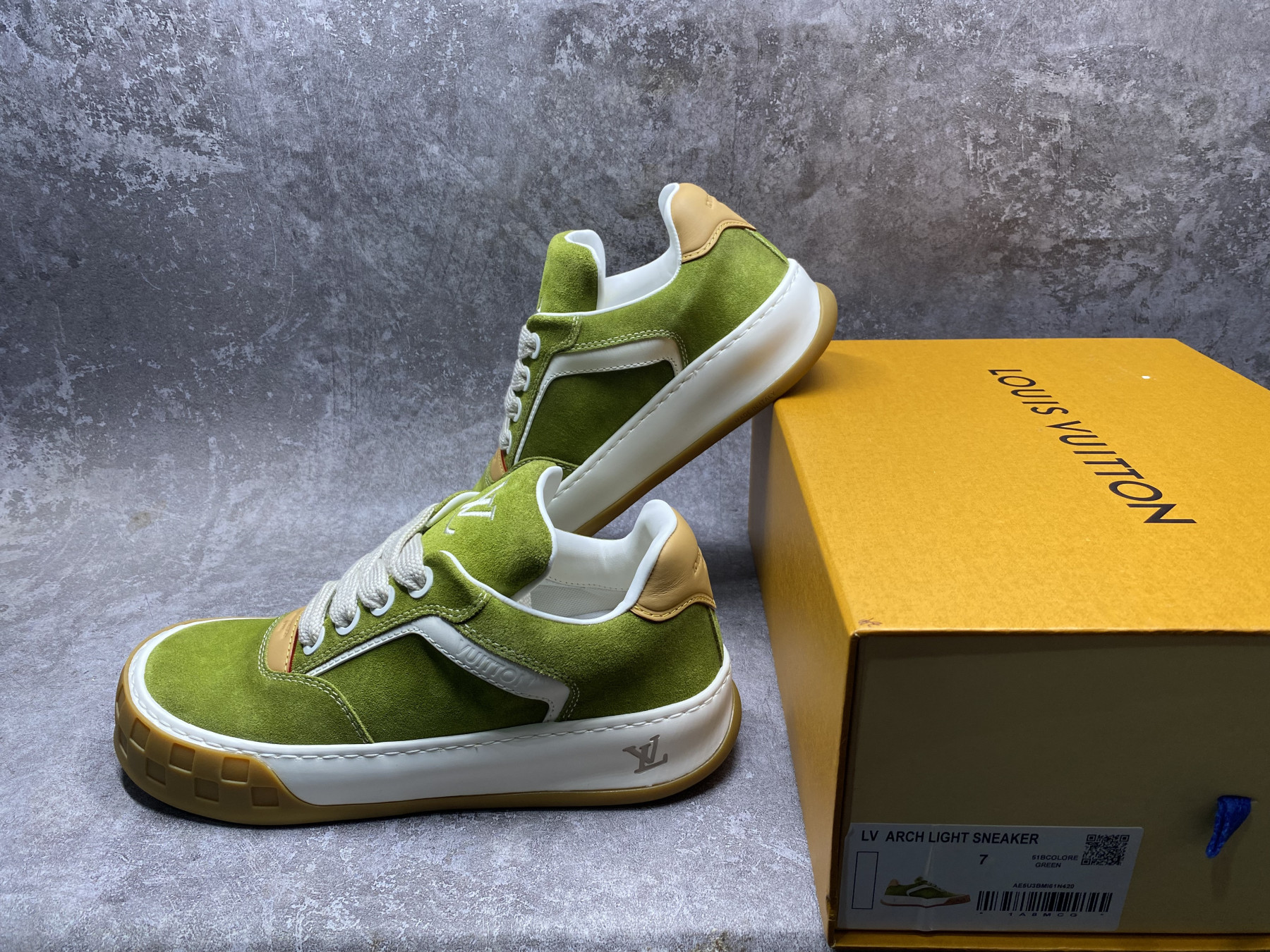 UA LV Tilted Sneaker