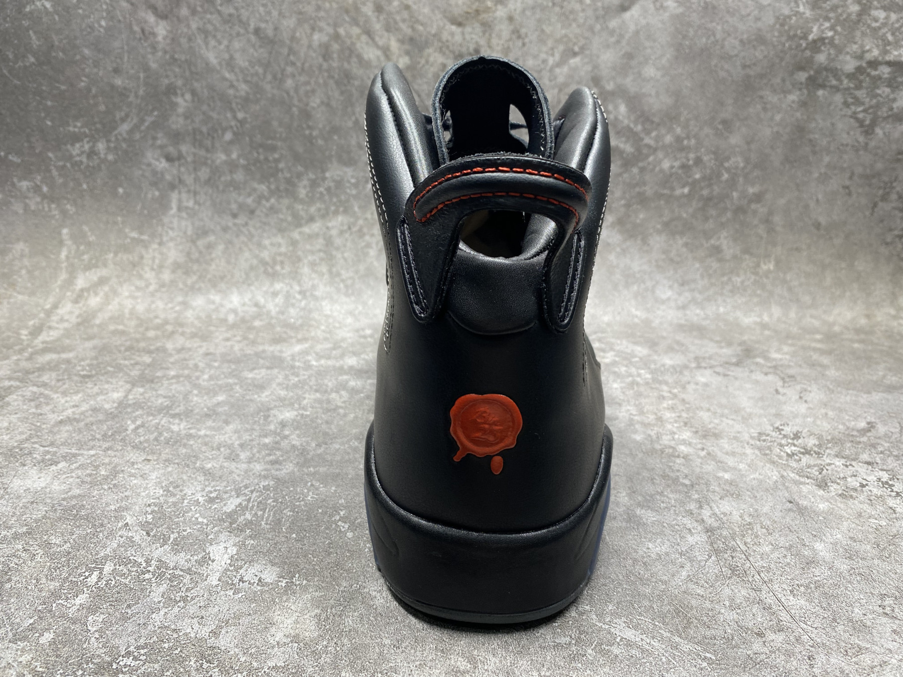 UA AIR JORDAN 6 Retro