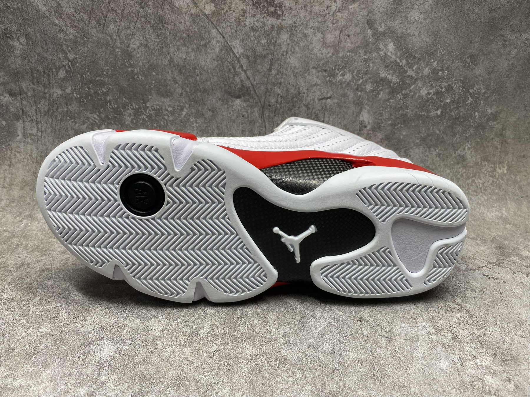 UA AIR Jordan 14 Retro