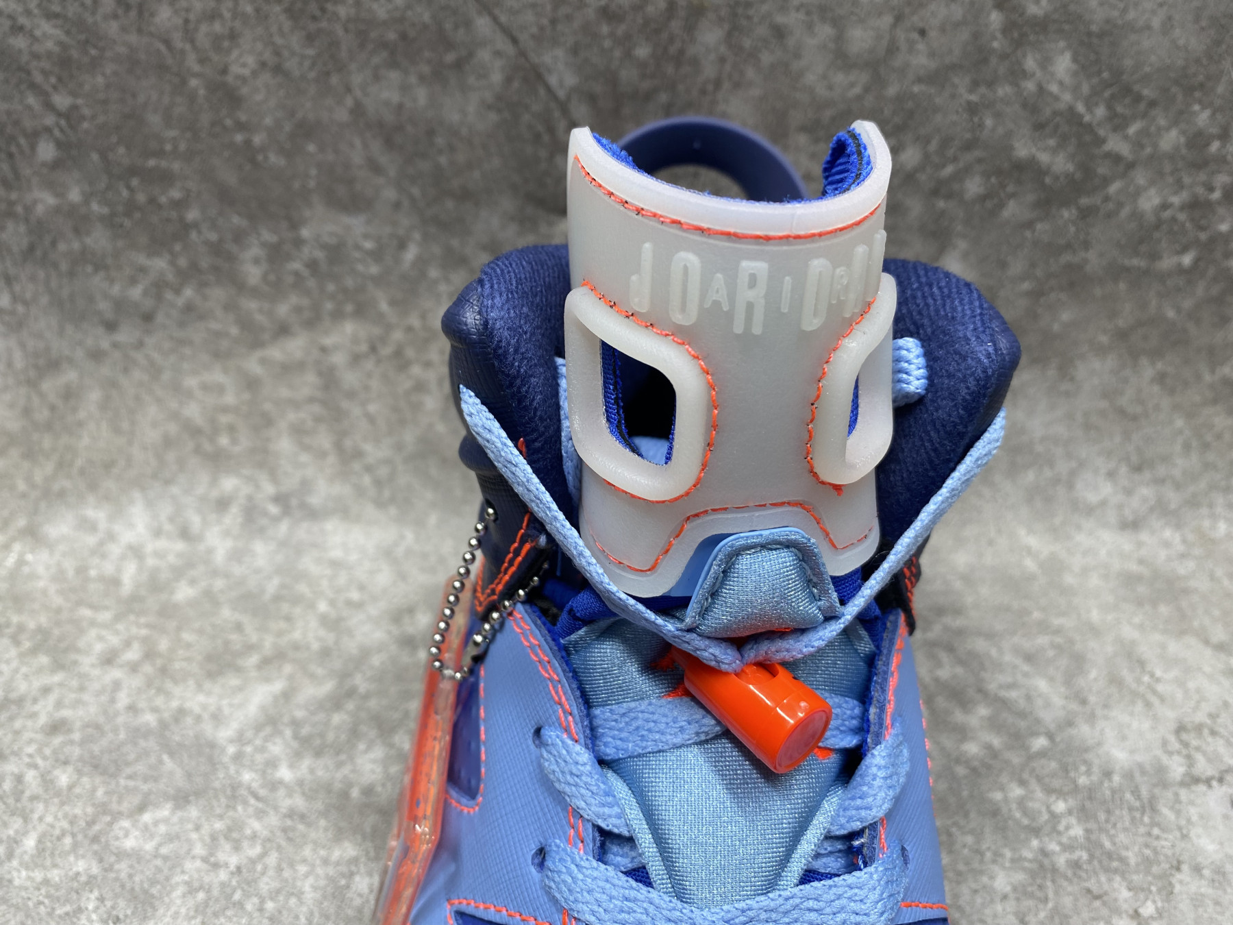 UA AIR Jordan 6 Retro