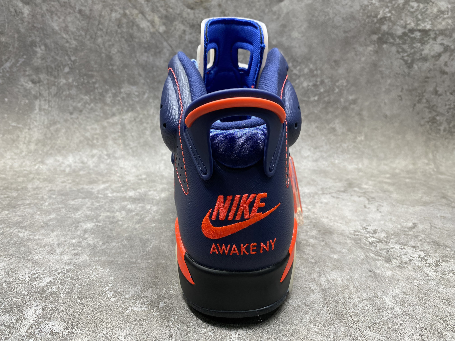 UA AIR Jordan 6 Retro
