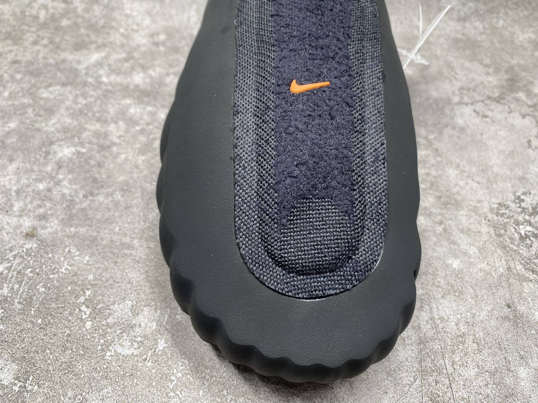 Nike Mind 001 Slide (Runs one size small)