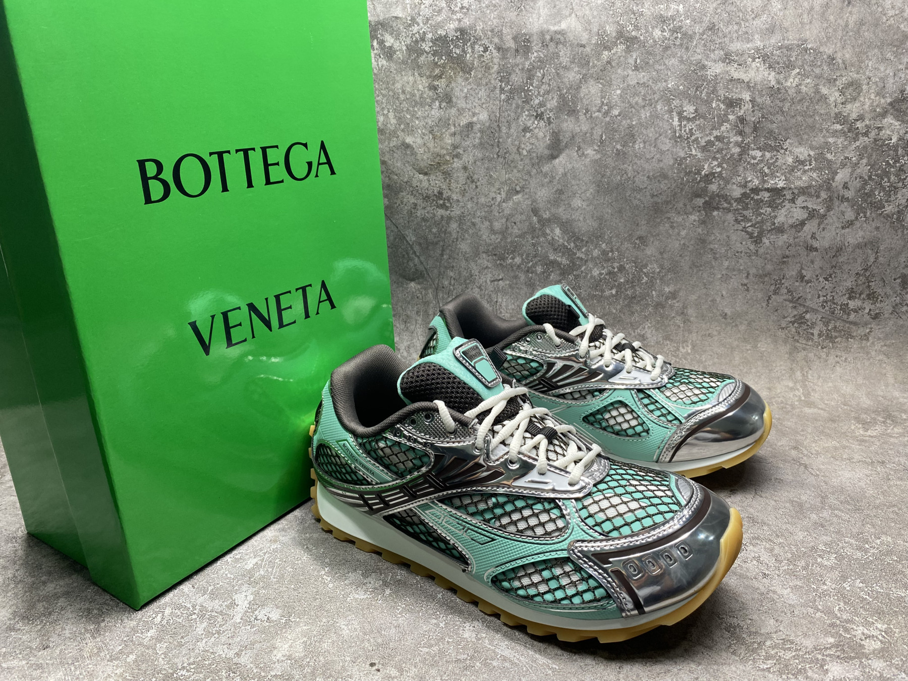UA B0tt*ga Ven*ta Orbit Sneaker