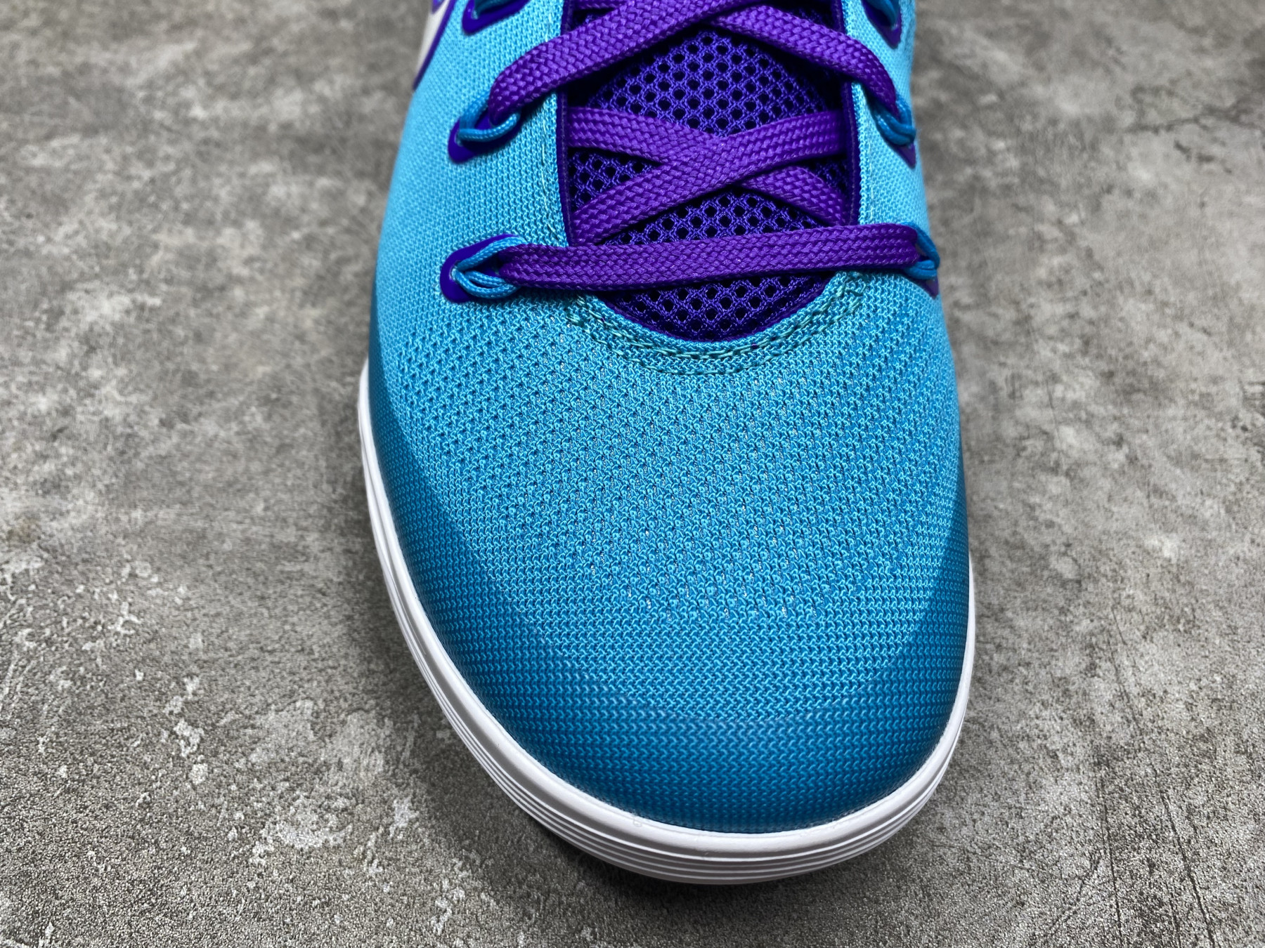 UA Nike Kobe 9 Elite Low EM Protro