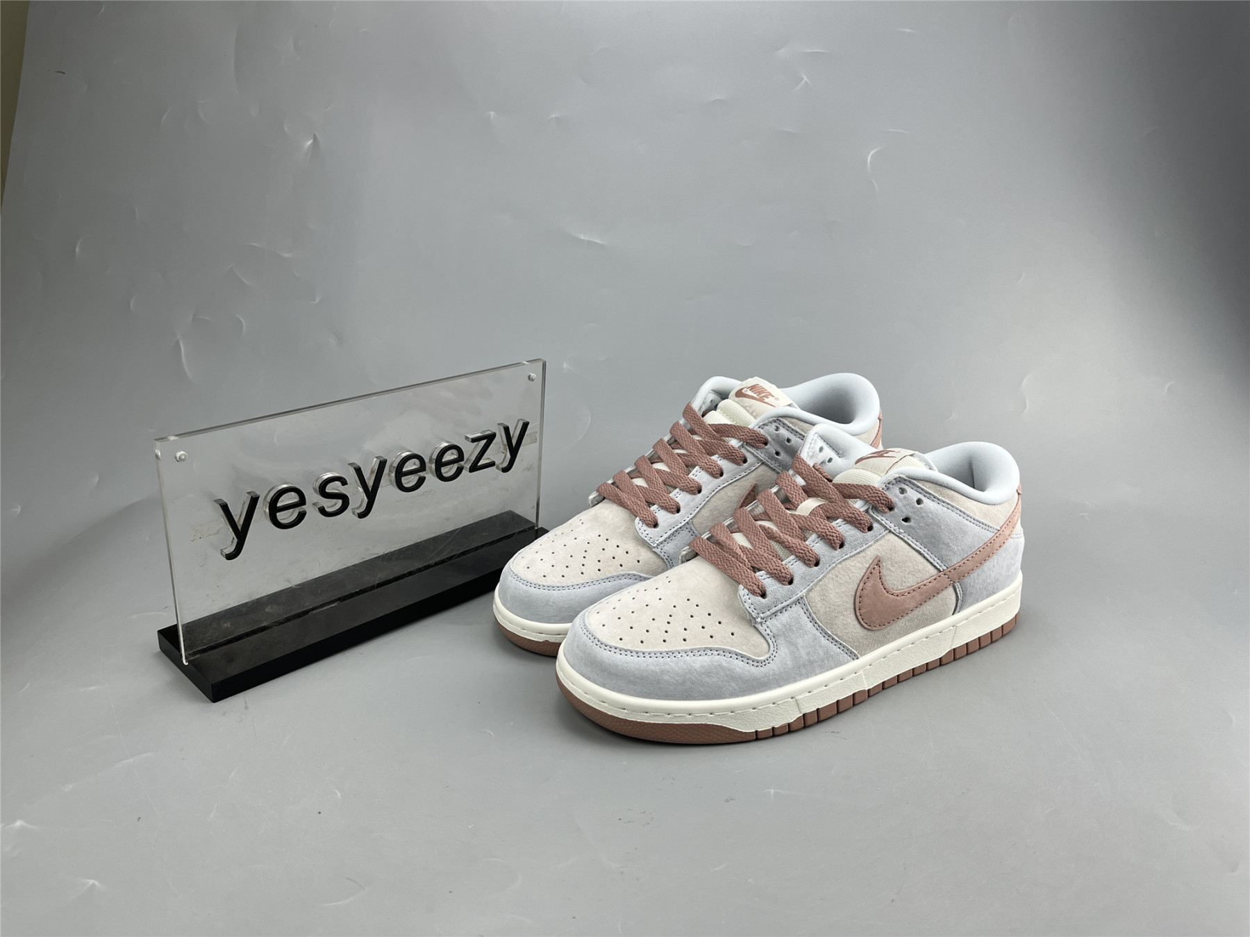 UA NIKE DUNK LOW RETRO PREMIUM