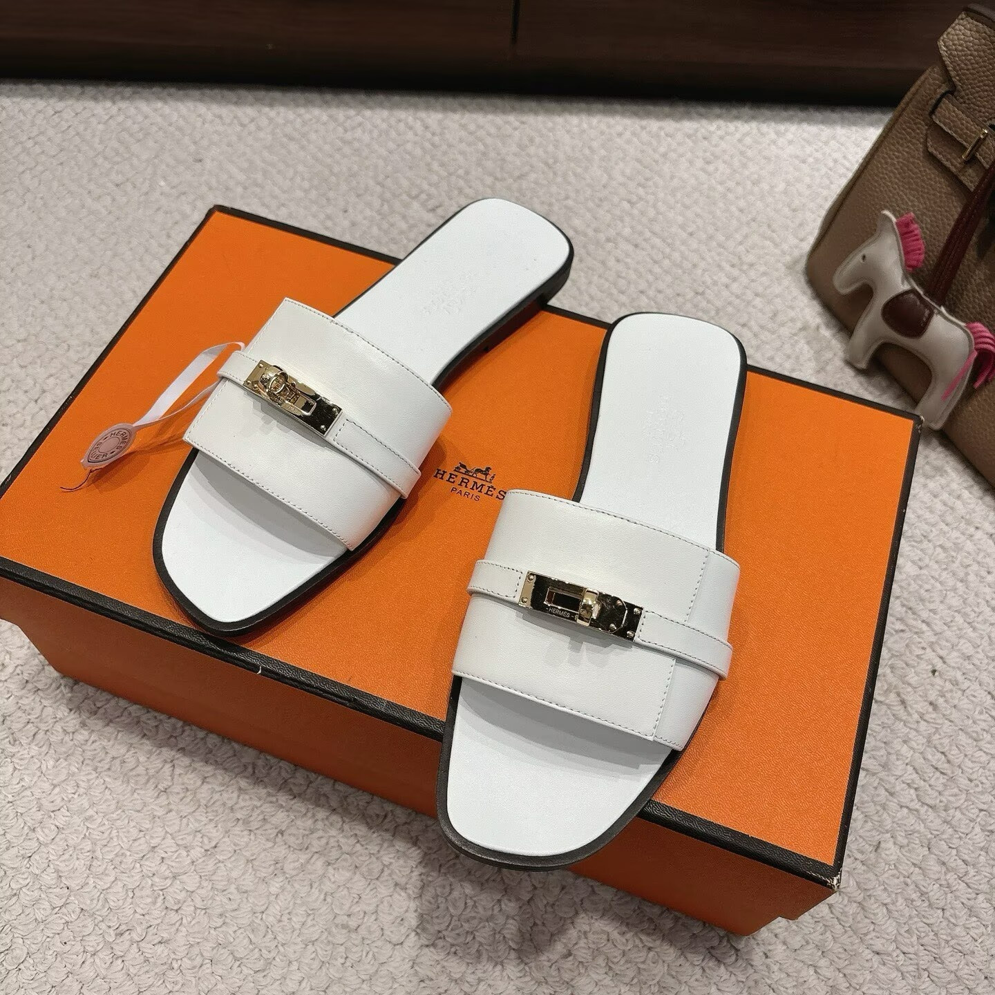 UA H**me5 Giulia Sandal