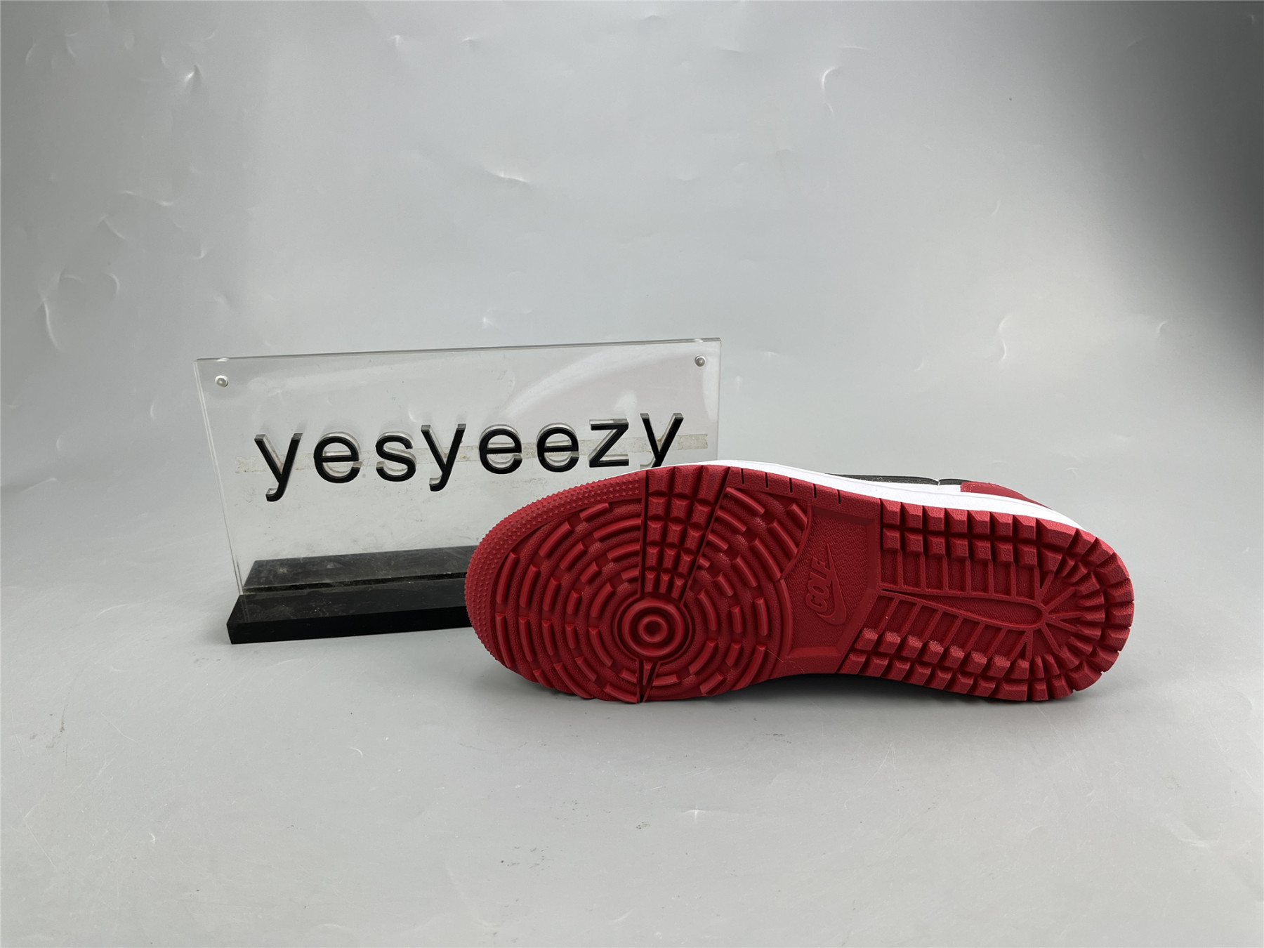 UA AIR JORDAN 1 LOW GOLF 