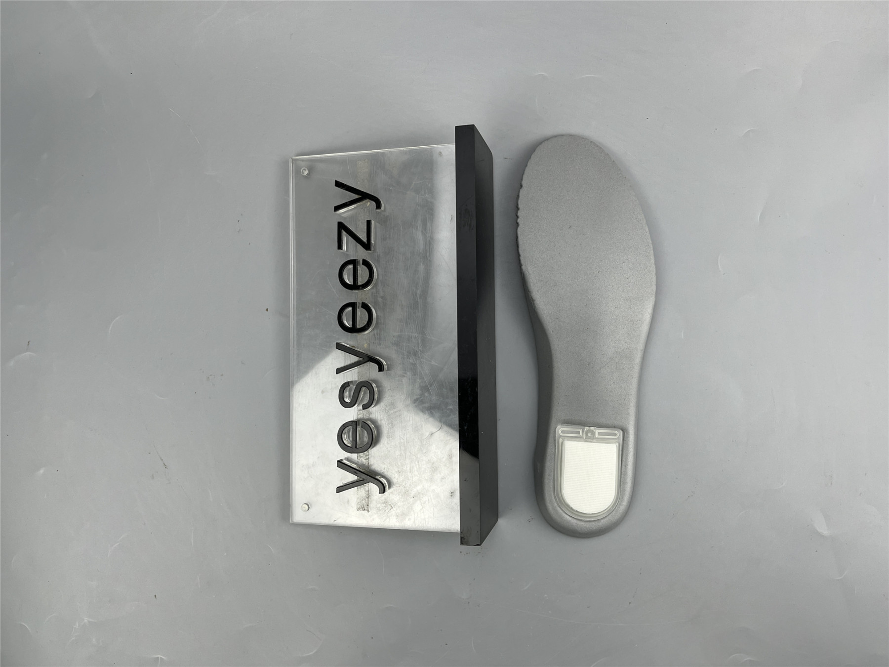 UA AIR JORDAN 1 LOW GOLF 