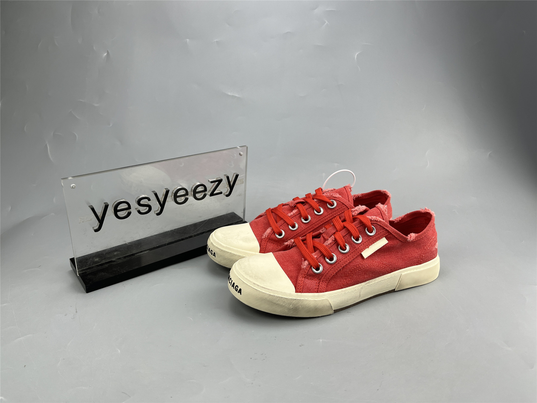 UA PARIS MID RED