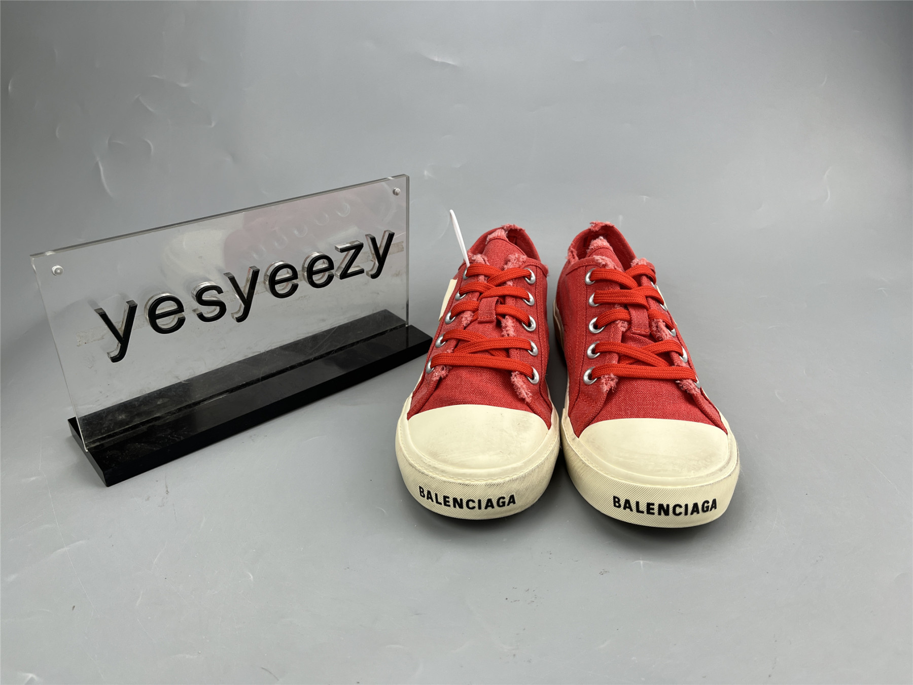 UA PARIS MID RED