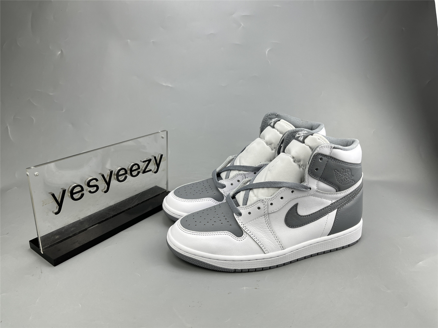 UA AIR JORDAN 1 RETRO HIGH OG 