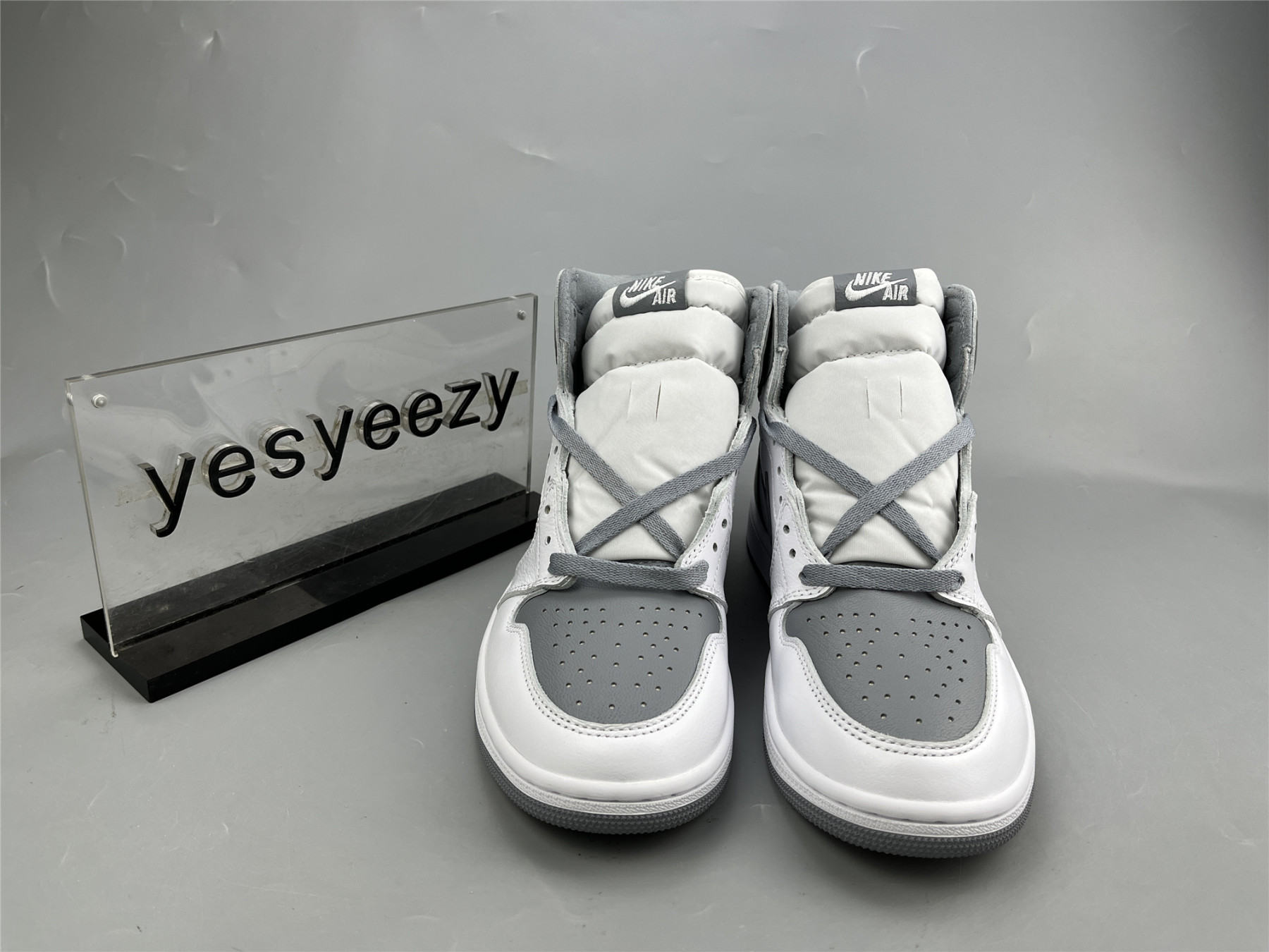 UA AIR JORDAN 1 RETRO HIGH OG 