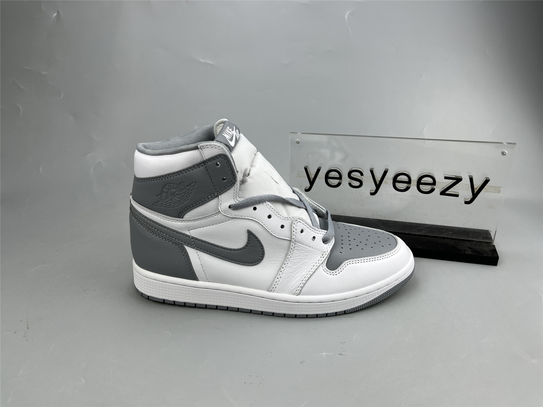 UA AIR JORDAN 1 RETRO HIGH OG 