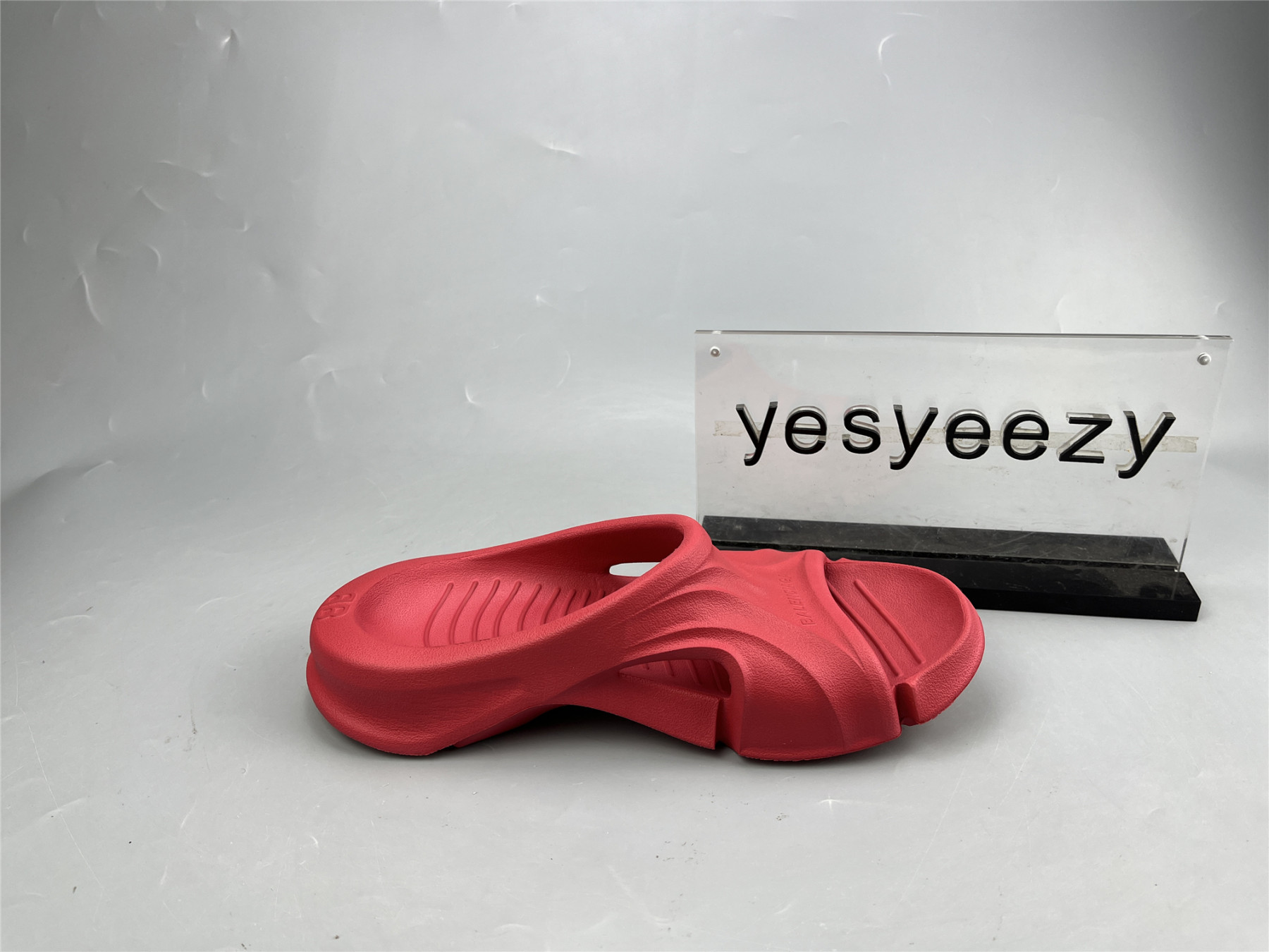 UA MOLD SLIDE RED